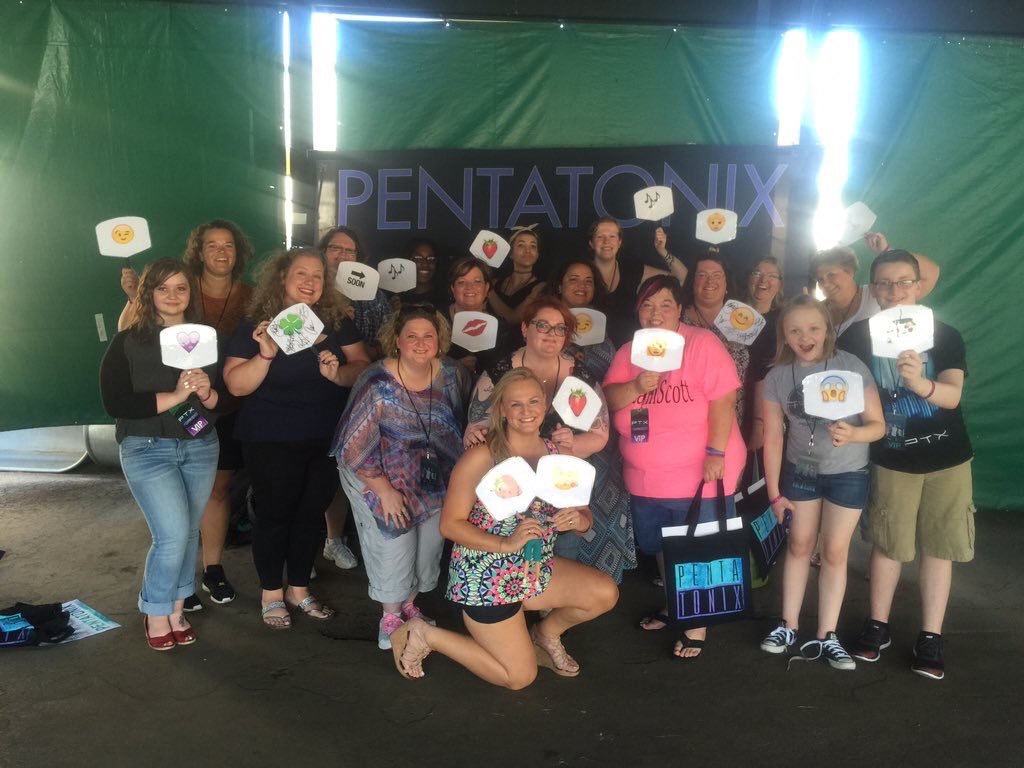 LisaSteiner_PTX's tweet photo. #PTXCommunityDay I've made so many friends because of Pentatonix! Thank you all! #IndySquad2k15 https://t.co/sWSfj6JLnu