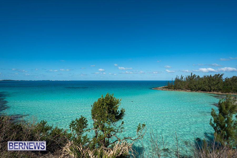 bernewsdotcom's tweet photo. A majestic view of Bermuda's north shore. 
#Bermuda #Beauty #Blues #Paradise https://t.co/cXu7HASv50
