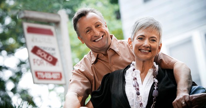 All about Leads: From Curbside to Conversion 
bit.ly/1XcUAAM