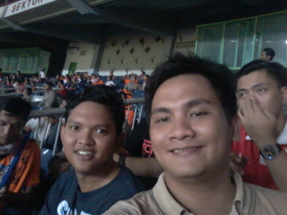 Presma XIV STMT Trisakti nonton langsung Persija Jakarta di GBK
cc @jakampus_stmt