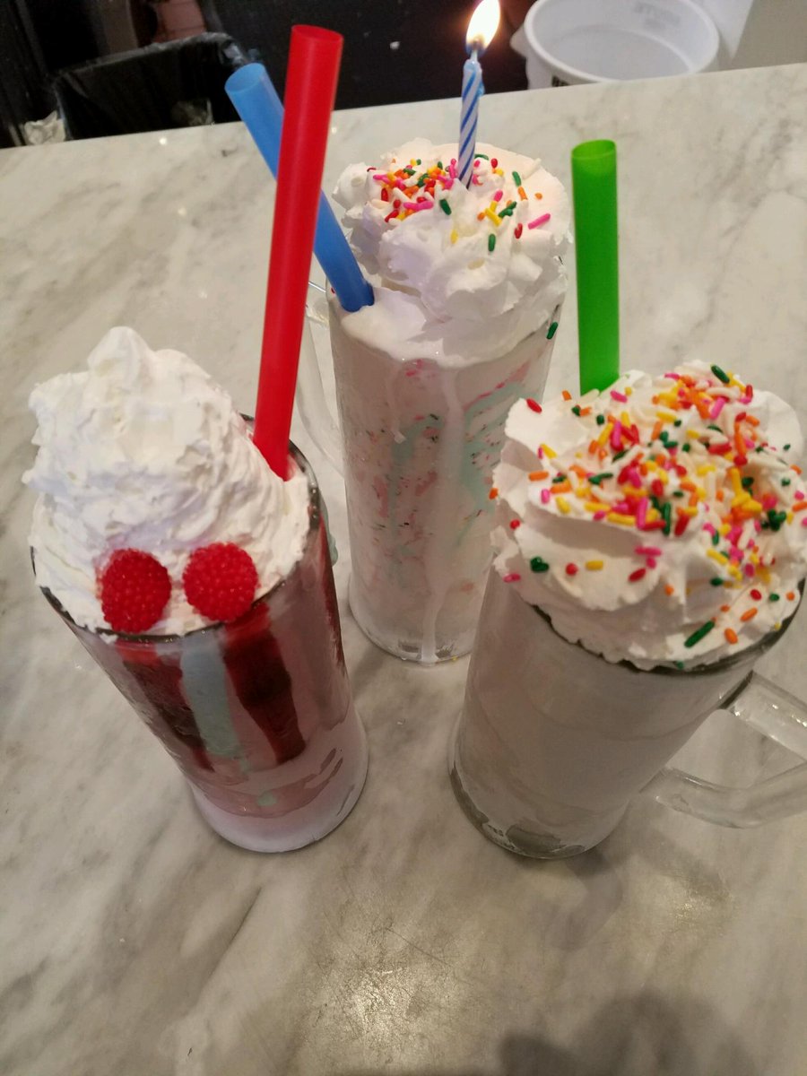 What a great way to start your weekend!! #sugarfactoryorlando