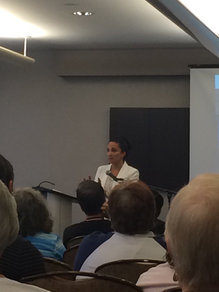 IntricitiALANA's tweet photo. @ShailaVisser @alphacanada rocking it @CBOQ assembly workshops on Rethinking Evangelism. #assembly2016 #fourR's https://t.co/ZWCsAnqMyp