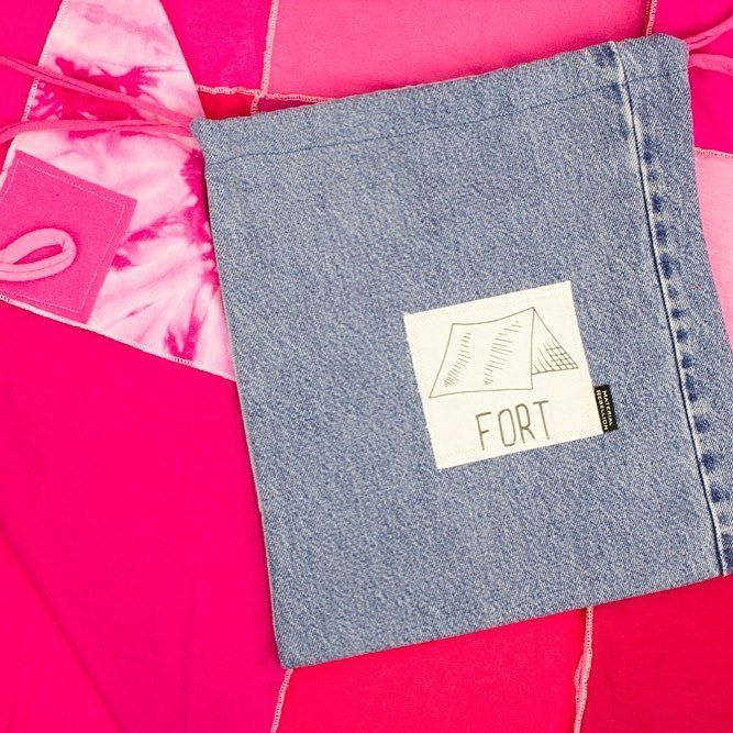 MaterialRebel's tweet image. 💗💗💗 pink 💗💗💗 #blanketforts #creativeplaythings #blanketfortsrule #creativekids ift.tt/1OhzgYj