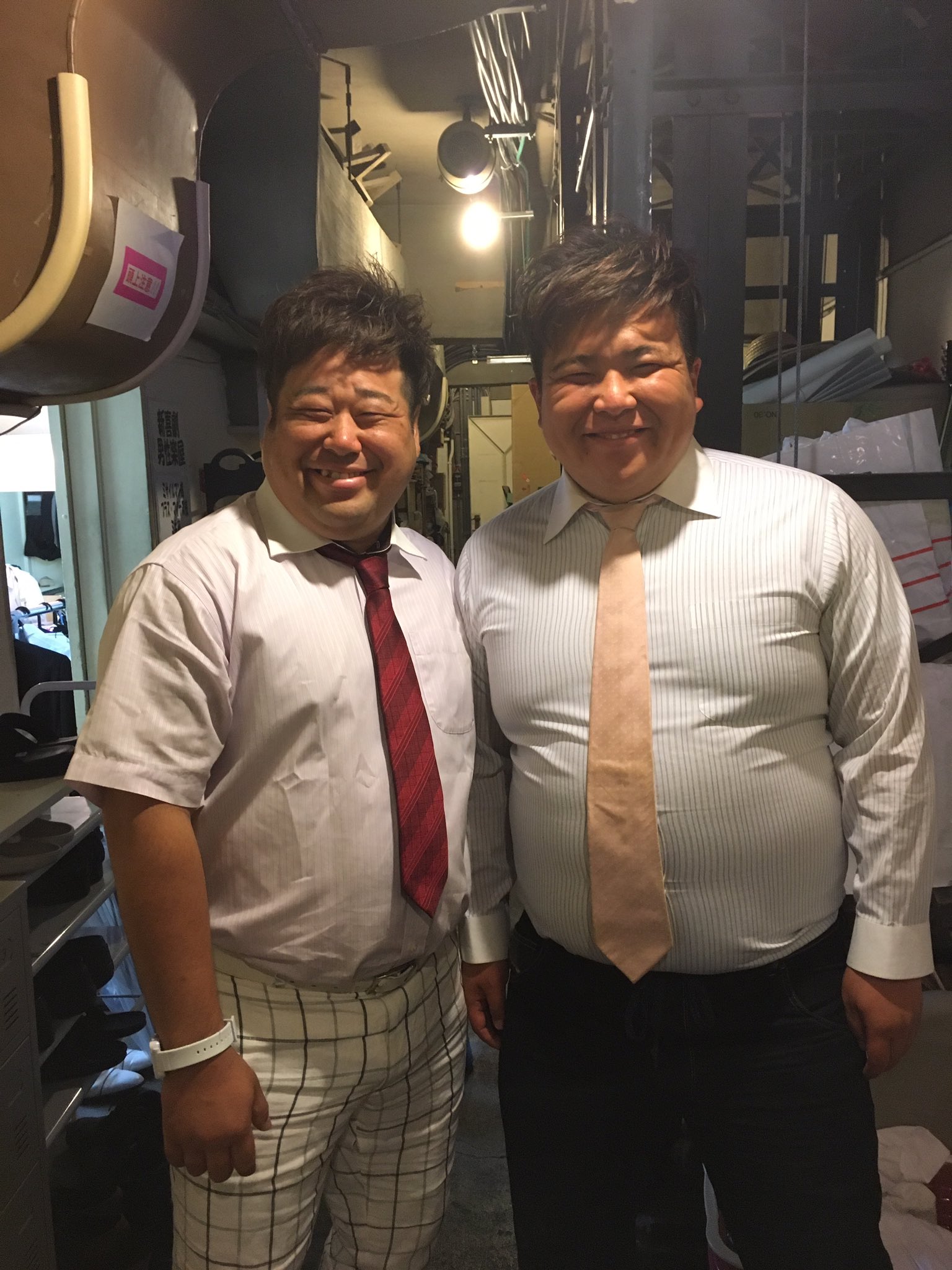 ミサイルマン西代 お互いが街中で似過ぎて間違えられます 岩橋のレギュラーは西代のレギュラー 西代のレギュラーは岩橋のレギュラー ととらえてます そんなに似てる T Co Mwqfombhgm Twitter