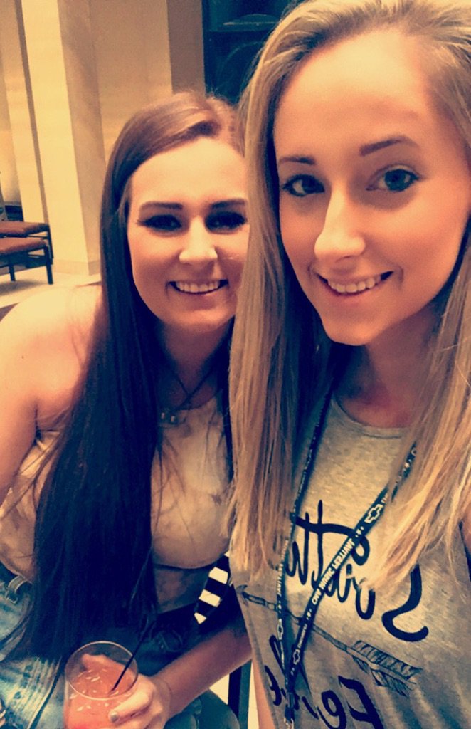 djacash's tweet photo. #CMAFEST #night2 https://t.co/ew118KuAPv
