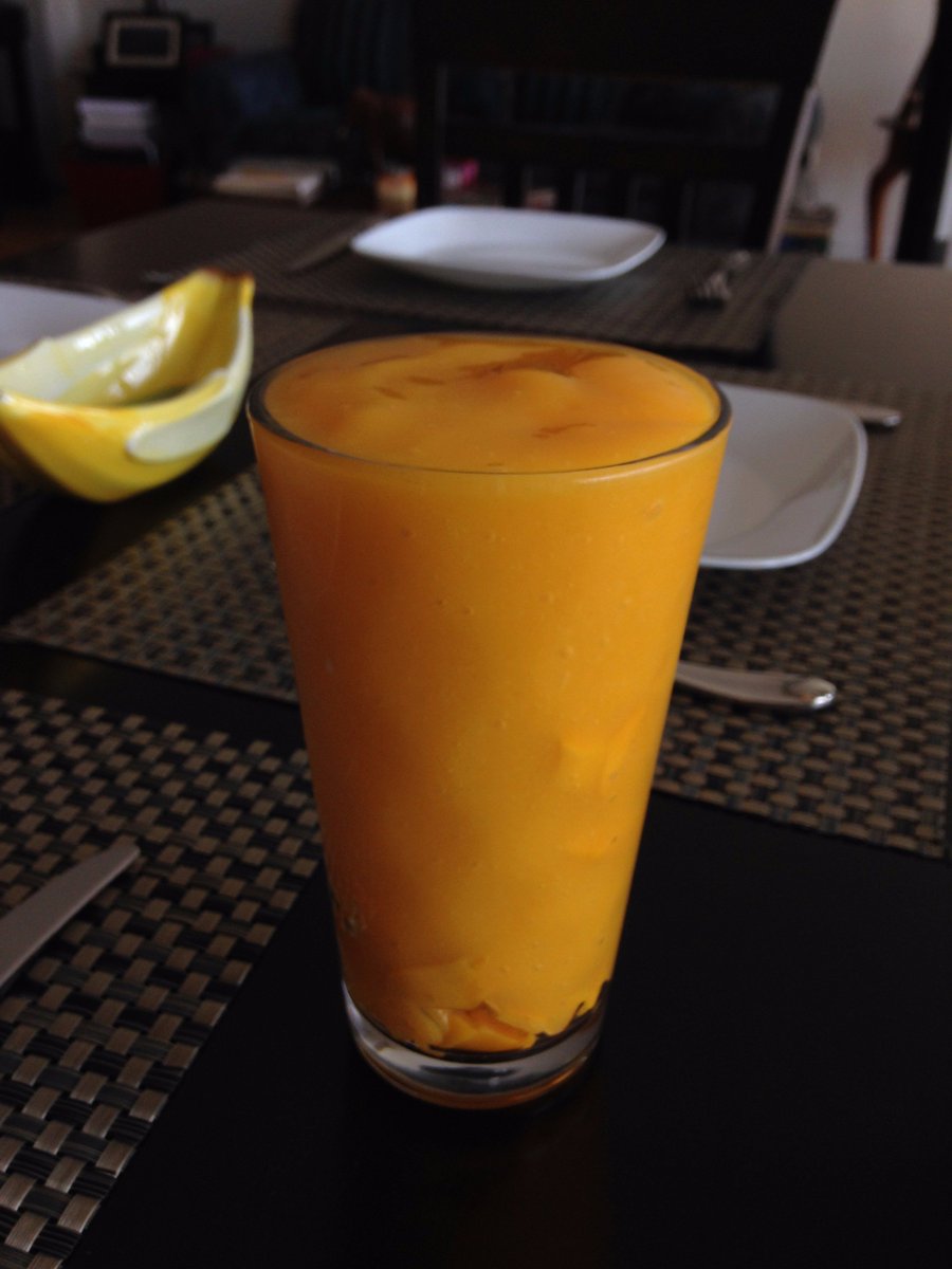 asimsness's tweet photo. Made a special Mango Diamond smoothie for my brother 😊 but I need to have a taste sip first! https://t.co/hq62PqOTHn