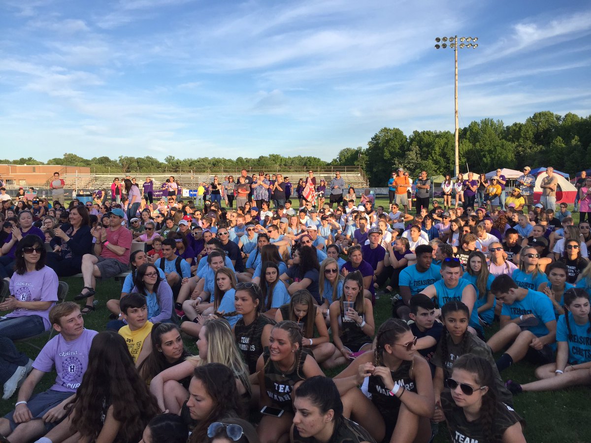 BravermanHHS's tweet photo. Beat Cancer 1100 participants &amp; raised over 100,000 dollars!!! Howell is an amazing place! #weAreHowell @Howell_RFL https://t.co/pCVoLnhUum