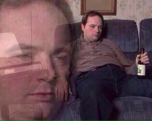 sunxfmidnight's tweet photo. Cuando tenias la esperanza de que hoy jugarán la raja y no pasa na'
 #PartyChilensisFtLaRoja https://t.co/PTlZ4qT0OJ