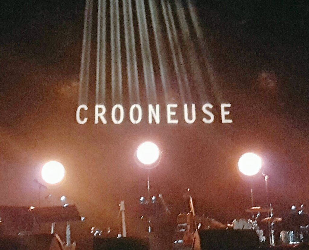 bernard_montiel's tweet photo. Bravo @LianeFoly ceSoir @leCasinodeParis pleinÀcraquer !Magnifique show avec tous ses tubes #Crooneuse @MFMRadio 👍😘 https://t.co/gm3dotluvn