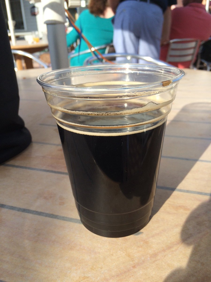 On my second pint of a fantastic <a href="/GarviesPoint/">GarviesPointBrewery</a> "porter" at Lighthouse Waterfront Cafe in Glen Cove. #craftbeer