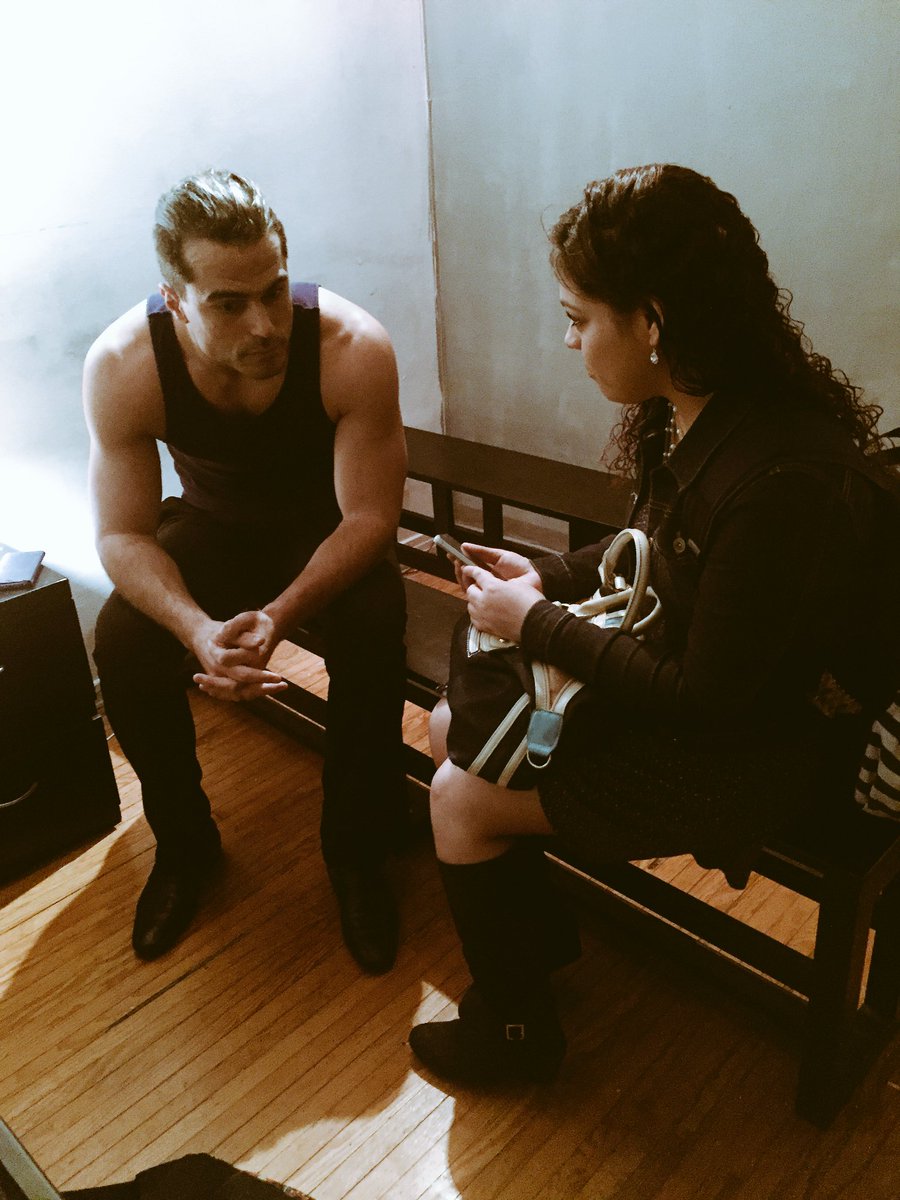 noapagues's tweet photo. Ya en entrevista con @nashcasan para @hola platicando sobre #NoApagues https://t.co/2g0FMgIrBp