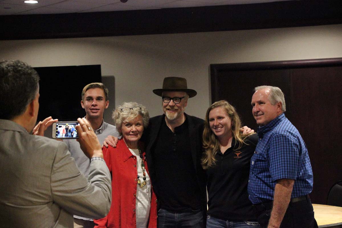 SpaceCenterHou's tweet image. .@donttrythis is sharing his experiences busting myths at our #MemberParty for MythBusters: The Explosive Exhibition