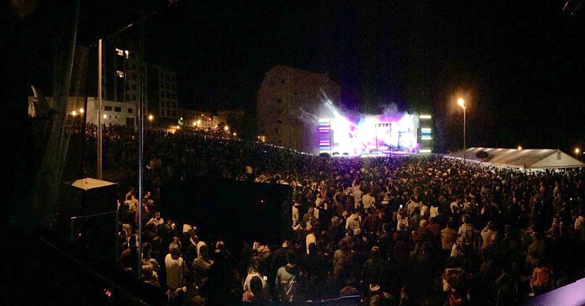 markoslemos's tweet photo. Así va la cosa en A VALENZA (Ourense) con PANORAMA Y EME MUSIC.
Mañana San Martiño de GUILLAR (LUGO)
#ememusic2016 https://t.co/3u6mOm1iwT