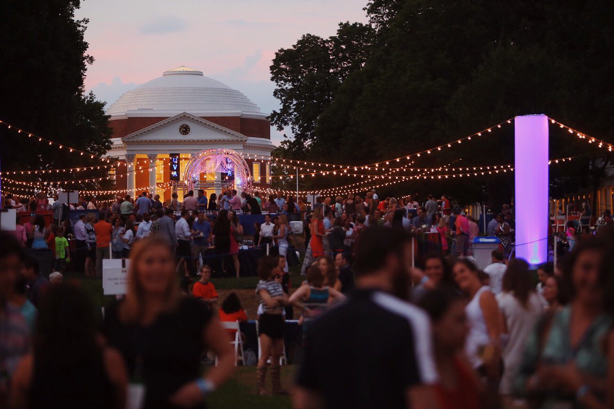 Perfect night on The Lawn <a href="/UVA/">UVA</a> for <a href="/uvareunions/">UVA Reunions</a>
