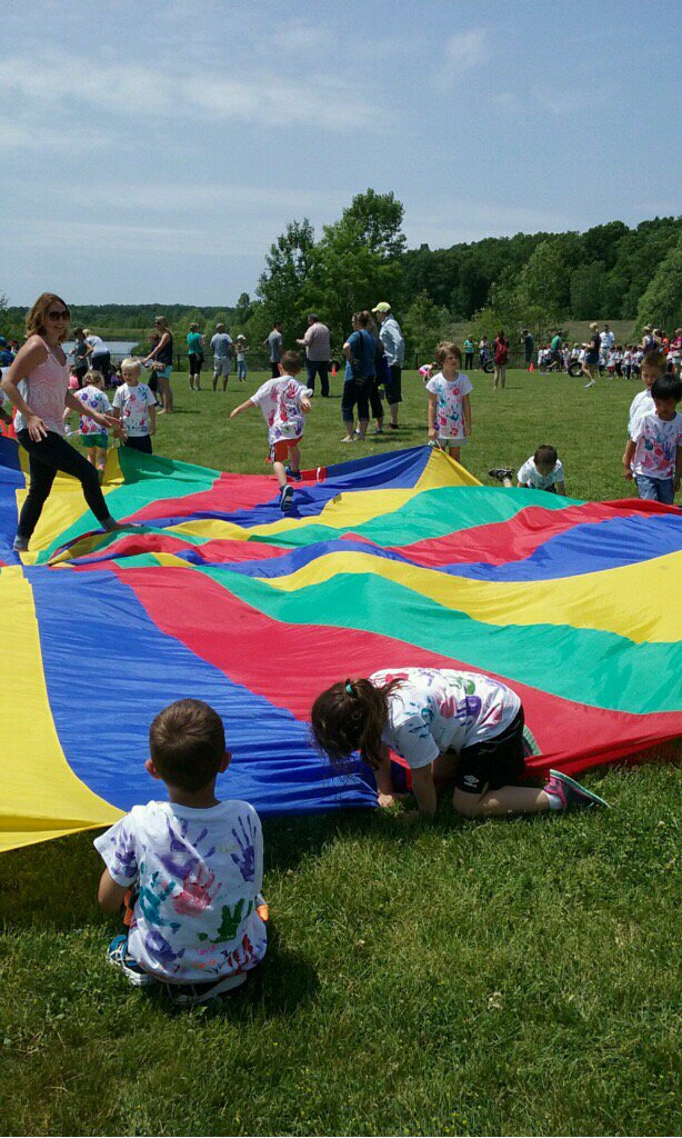 Mrs_Munro_K's tweet photo. #klleaders having fun during Field Day! https://t.co/OS9FTuHL7y