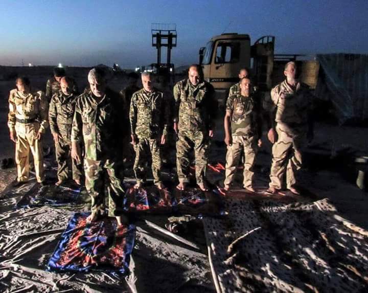 قبل قليل صلاة الفجر في #الفلوجة 
#داعش_وحوش 
#الحشد_الإنساني