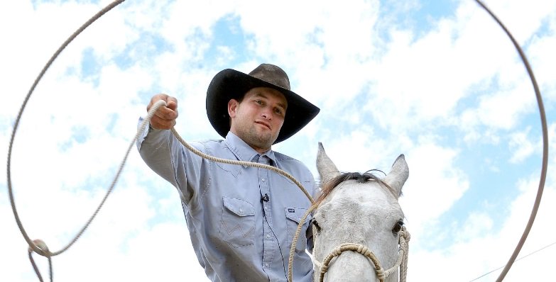 Police: Rancher lassos bike thief outside Walmart bit.ly/25SU4tH?utm_me… https://t.co/Veaf94KNfy