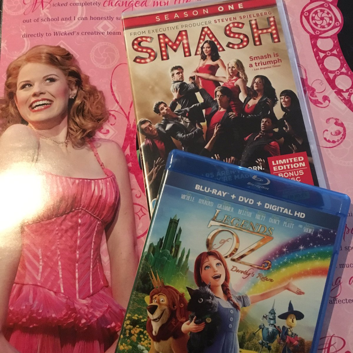Less than 4 hours until I see the AMAZING <a href="/meganhilty/">Megan Hilty</a> So I'm having a Hilty-a-thon to while away the hours! 🎶❤️