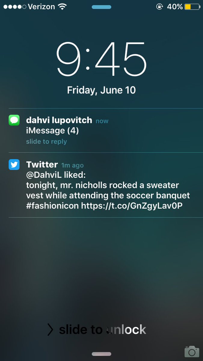 garysaysstuff's tweet photo. fans are crazy obsessed these days @DahviL https://t.co/UUBzKvYcXH