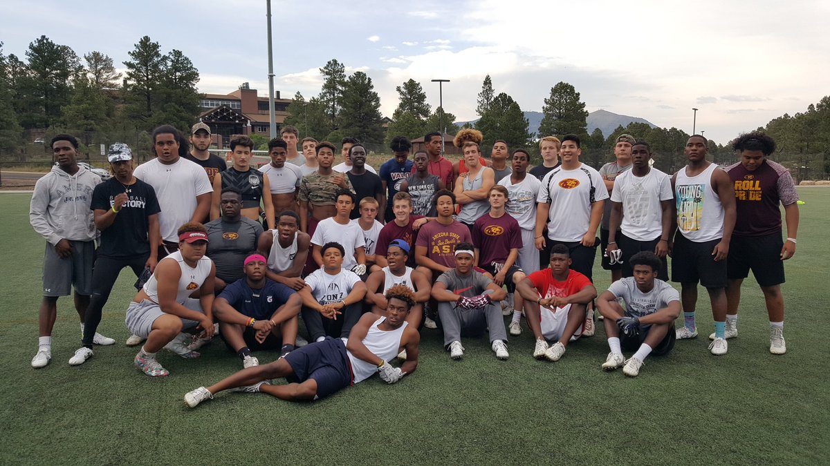 CoachElauer51's tweet photo. Lions running loose in Flagstaff! #RoolPride #IWILL https://t.co/xojkCizfBe