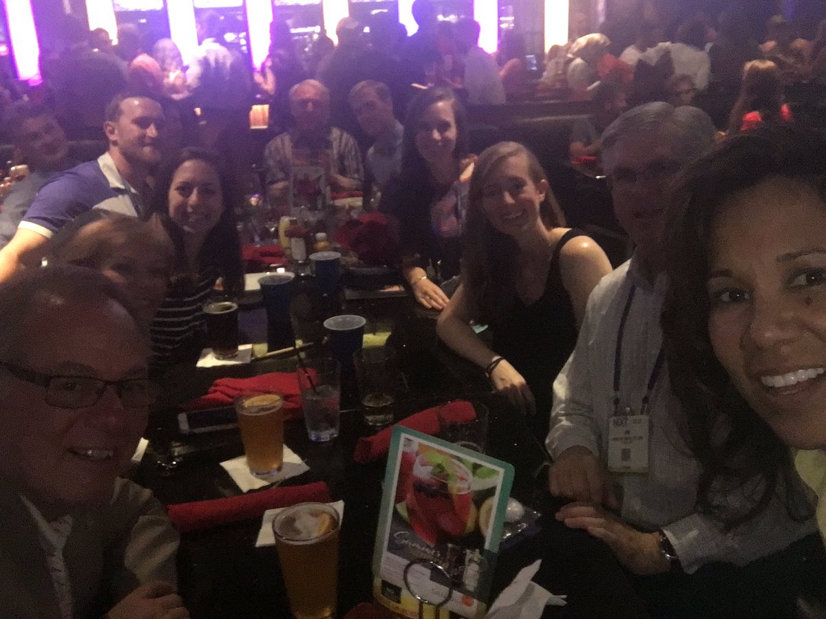 LiveYourLife_PT's tweet photo. Fun times at #PTPUBNIGHT @ #APTANEXT in #Nashville with many #PT #PTA #dptstudents Great to meet you all! https://t.co/xYwl7O66Wz