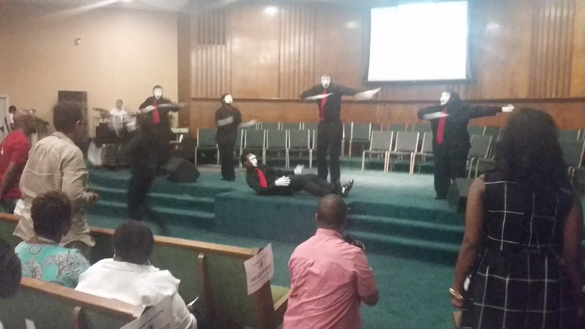 juneteenth2015's tweet photo. GSMBC Mime Ministry at Texas City Gospelfest. #juneteenth https://t.co/J2oqDyiPeI