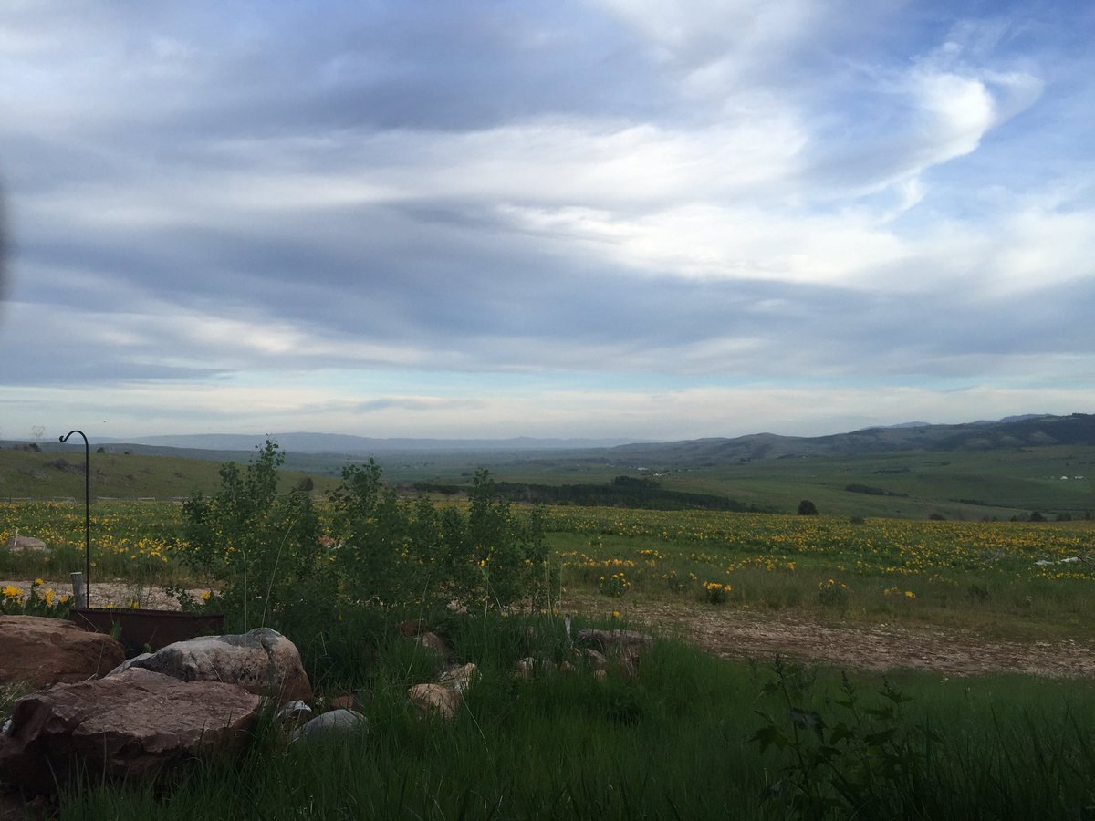 jsparks29er's tweet photo. View of Bear Lake from Rocky Top https://t.co/HQZAM8GqNs