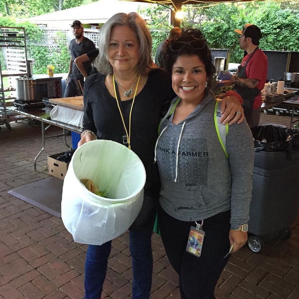 FarmAid's tweet photo. We are visiting Farm Aid board member Dave Matthews tonight and we met Pati Villegas, who … https://t.co/ZgzE0disoj https://t.co/aPIdber69K