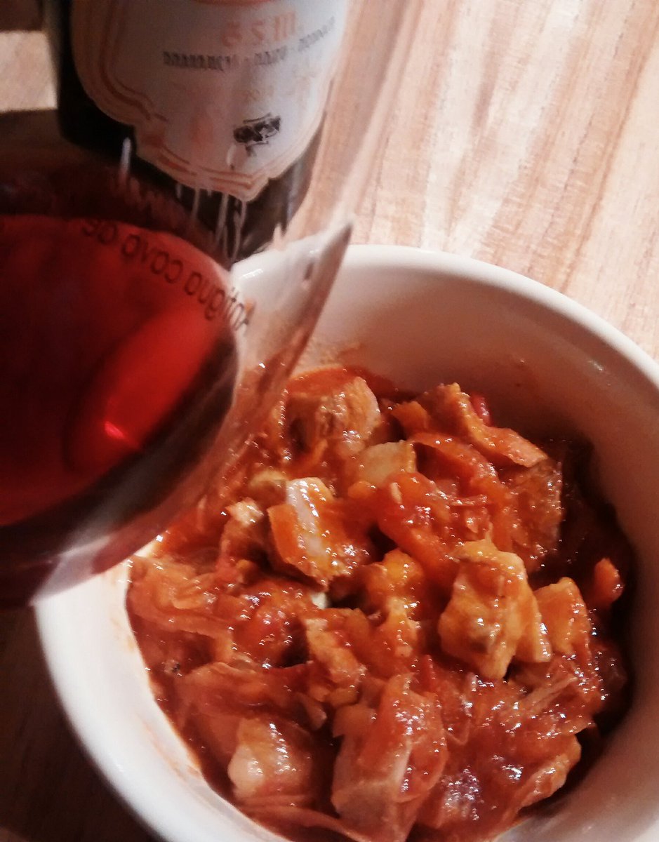 NatiBeneitez's tweet photo. Ñoquis soufle de batata con bolognesa de cerdo para @VerSacrum GSM. ¿Maridajes? No papu, es el cielo. https://t.co/r7VvfqG2DP