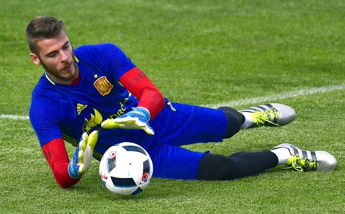 View image on Twitter