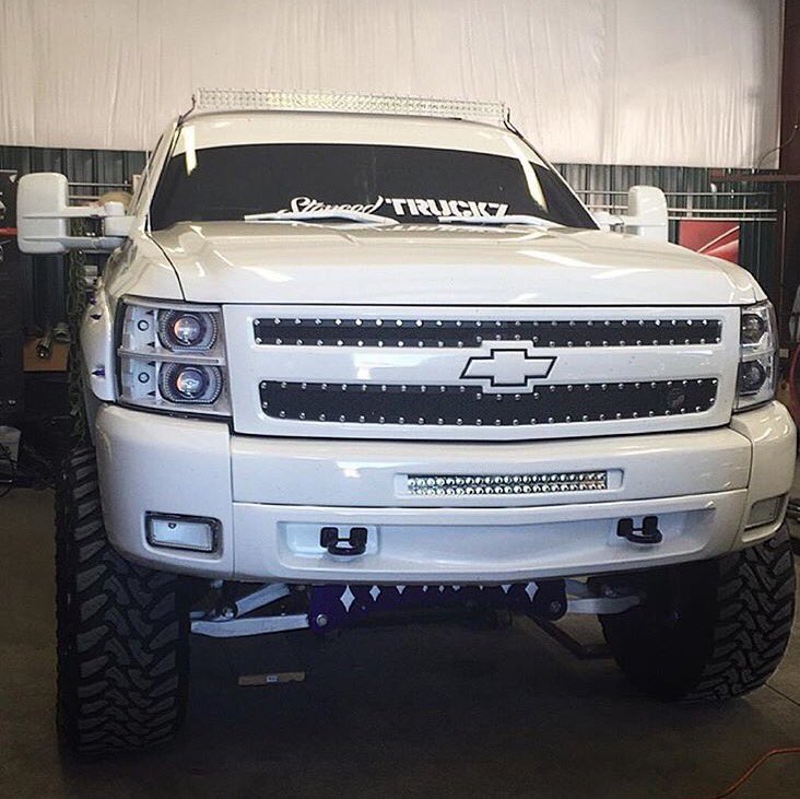 Truckpicsdaily's tweet photo. #Chevy https://t.co/LBNudFobap