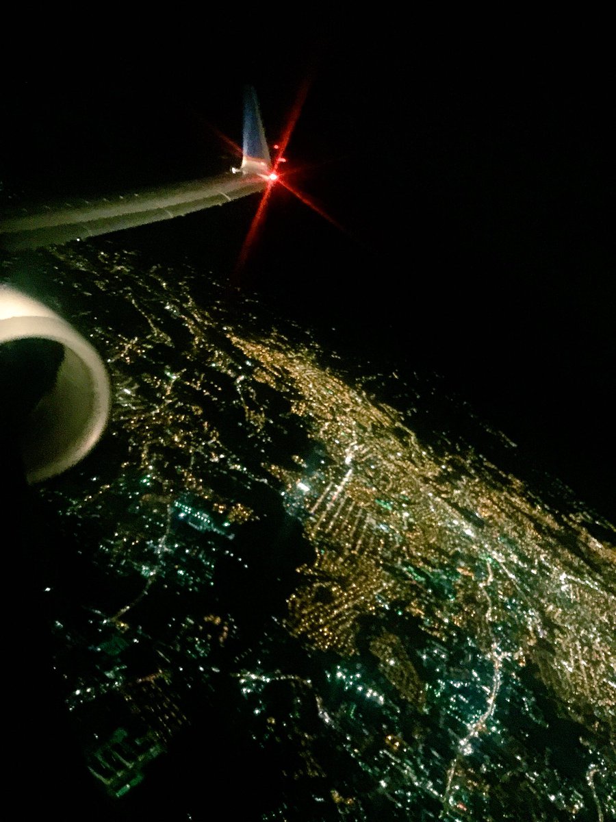 Mafersita8's tweet image. Siempre es una buena noche para extender las alas y alcanzar el cielo.