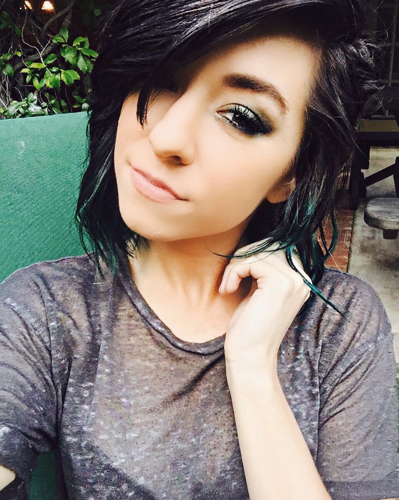 TENbyiaam's tweet photo. This isn't acceptable.. 😭 Our thoughts &amp; prayers go out to @TheRealGrimmie #PrayForChristina 🙏🏼❤️ https://t.co/o3SWBkRWRp