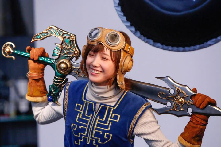 芸人の出川がまさかのテライケメン！？ｗドラクエコスプレが壮絶似合う件ｗｗｗｗｗ