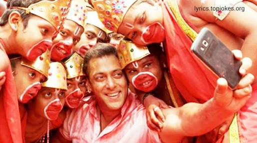 Nikhil_Agrwl01's tweet photo. Tag You #Friend Who Is A ......

" #Selfie_Addict " 😉 https://t.co/7aavTGeuEf