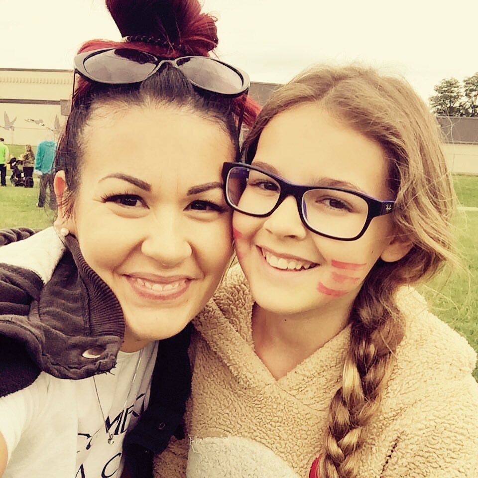 KyMorrison_'s tweet image. Mother Daughter