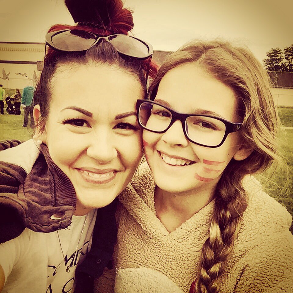 KyMorrison_'s tweet image. Mother Daughter