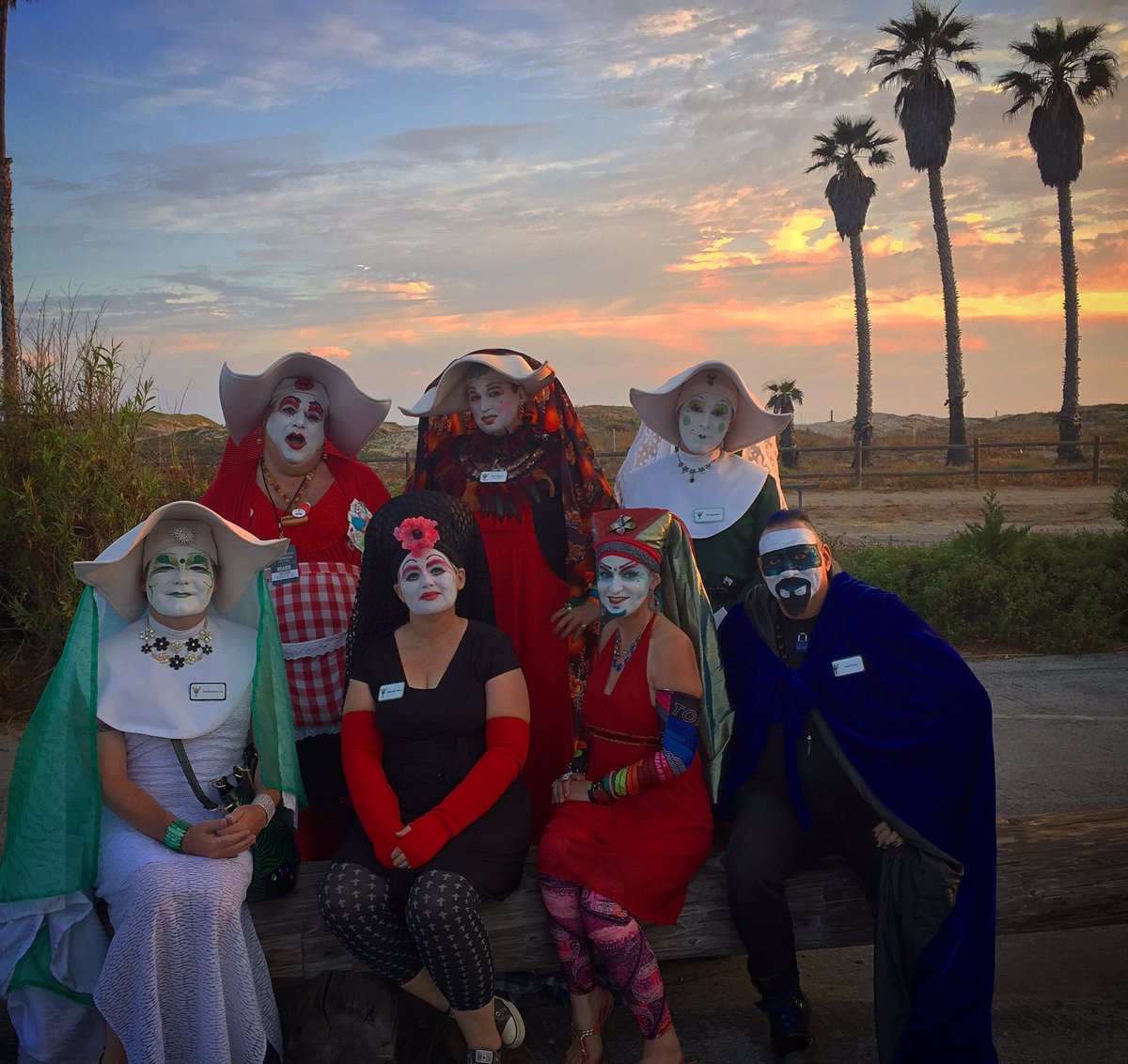 SrGaia's tweet photo. #LADragNuns awaiting the sunset candlelight vigil ceremony for #aidslifecycle2016. https://t.co/oBF07iHOTx
