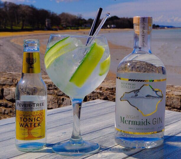 Happy #WorldGinDay everyone. Enjoy a #G&amp;T where ever you are. Gin gin #gin #GinDay #ginoclock