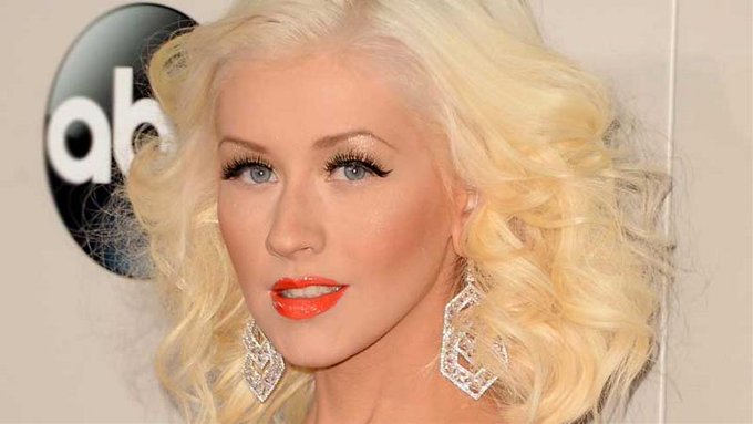Christina Aguilera Ditches Her Trademark Platinum Blonde Hair