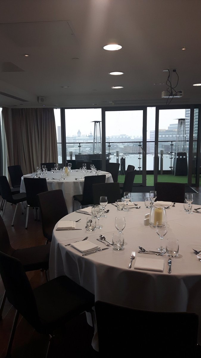 LauraIrwin84's tweet photo. Excellent #sitevisit with Andy @doubletree #manchester great views from the sky lounge @firstchoicece #eventprofs https://t.co/qMfBAyhEvD
