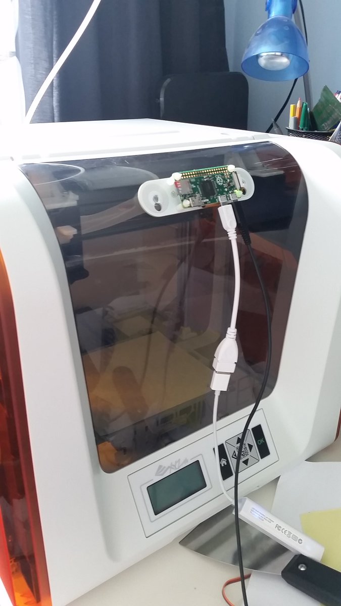 ajalexsmith's tweet image. Fits a dream! Really nice and compact! @AverageManvsPi @ThePiHut #ZeroView