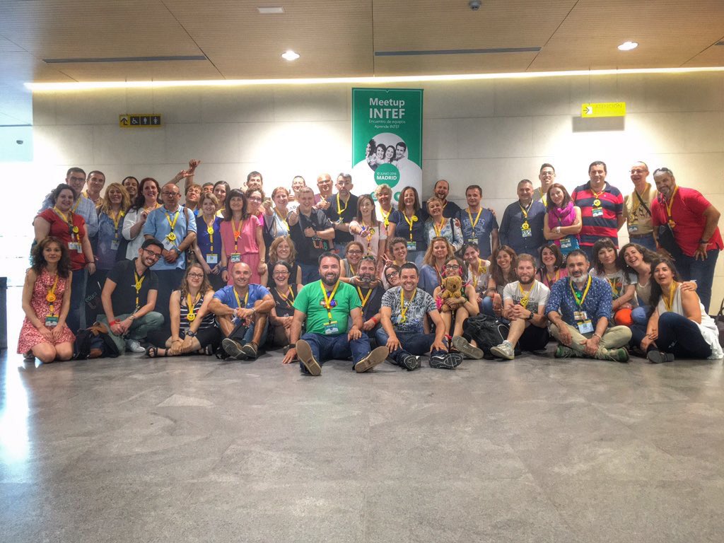 exposito_juan's tweet photo. Gracias a los que han hecho posible #Meetup_INTEF, gran encuentro lleno de emociones, sonrisas, reflexiones... https://t.co/LJYrMpCUmY