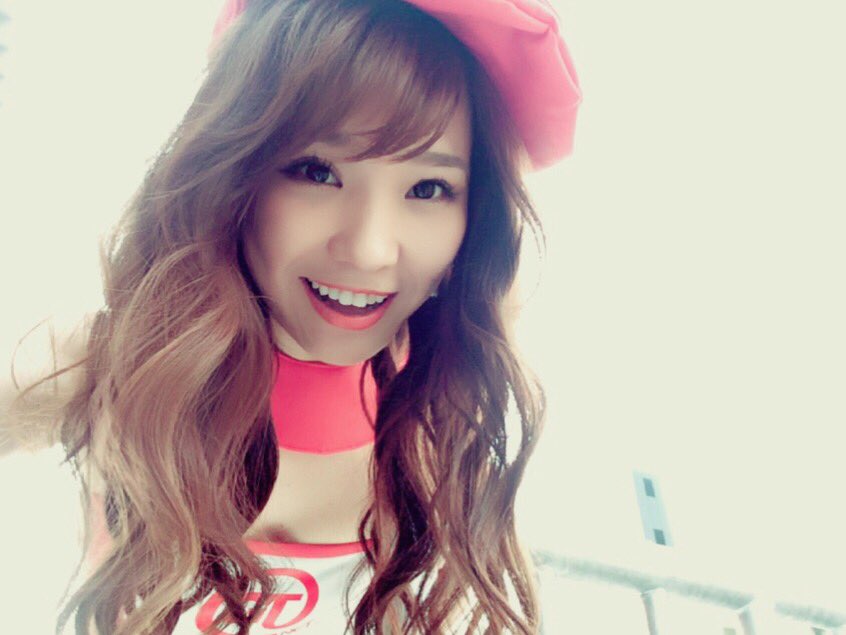 ichikanishimura's tweet image. 青い空！のつもりが真っ白だった。
#GTNETGIRLS