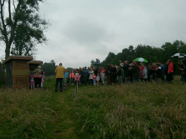 DeNVWK's tweet photo. Grote opkomst en interesse opening #idyle #loetbos @krimpenerwaard @vlinderNL https://t.co/1HaJ9Qh8ji