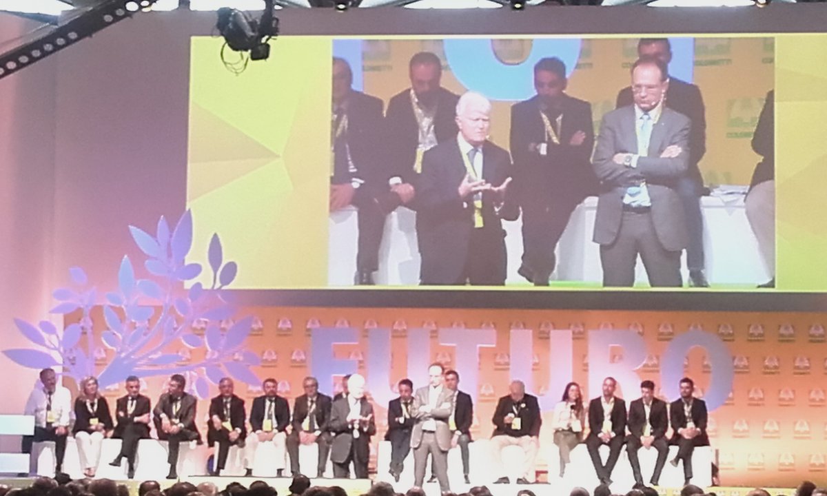 Giancarlo Caselli al PalaTiziano. Con <a href="/osservagromafie/">Osservagromafie</a> stiamo lavorando per combattere il #caporalato