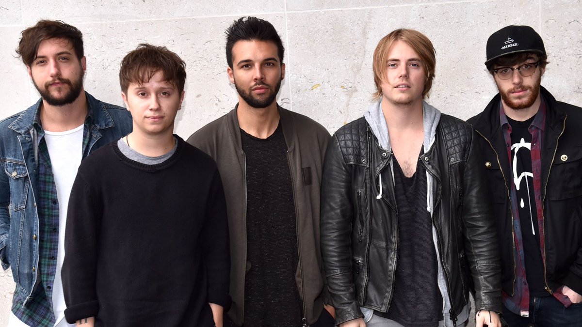 TV Limburg (@tvlimburg) on Twitter photo Over 5 minuutjes LIVE via <a href="/delimburger/">De Limburger</a>: <a href="/NBThieves/">Nothing But Thieves</a> -> bit.ly/PinkpopLIVE #PP16 #Pinkpop Over 5 minuutjes LIVE via <a href="/delimburger/">De Limburger</a>: <a href="/NBThieves/">Nothing But Thieves</a> -> bit.ly/PinkpopLIVE #PP16 #Pinkpop