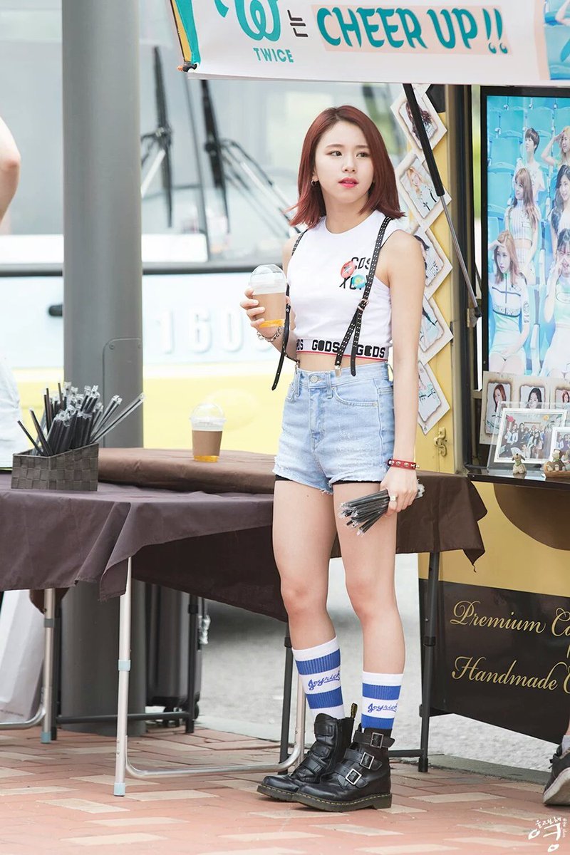 [트와이스] 오늘자 채영이의 맹수미 | 인스티즈