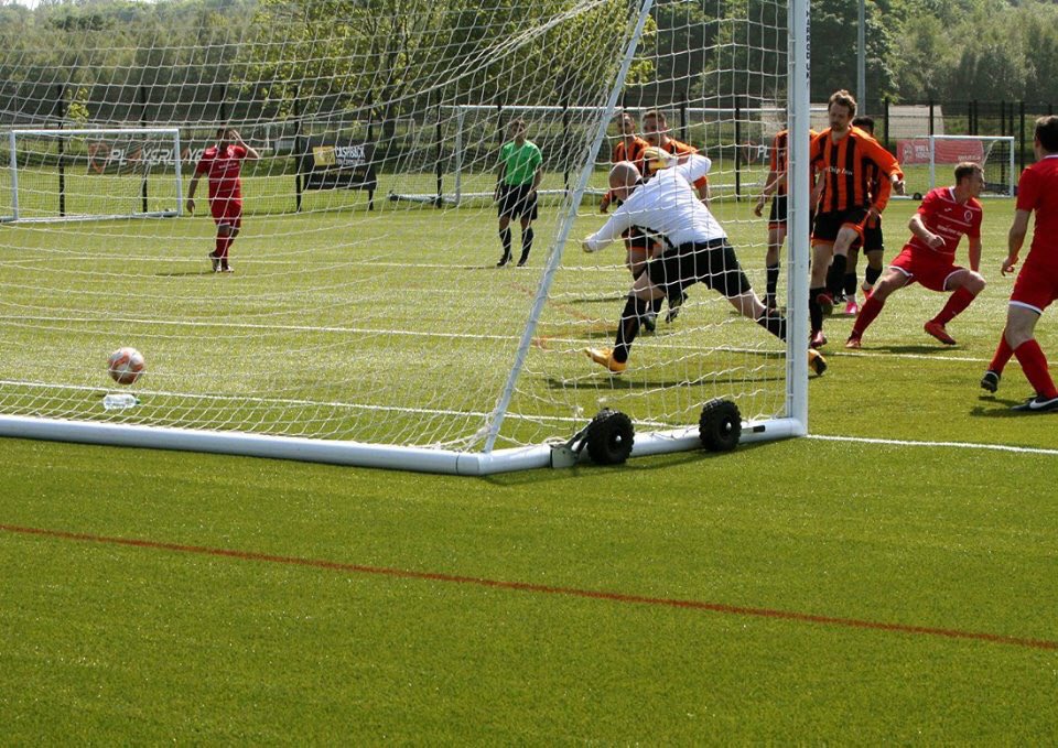 OxgangsTrinity's tweet photo. Pre season v @VittoriaGroupFC https://t.co/AiKi2oajDw