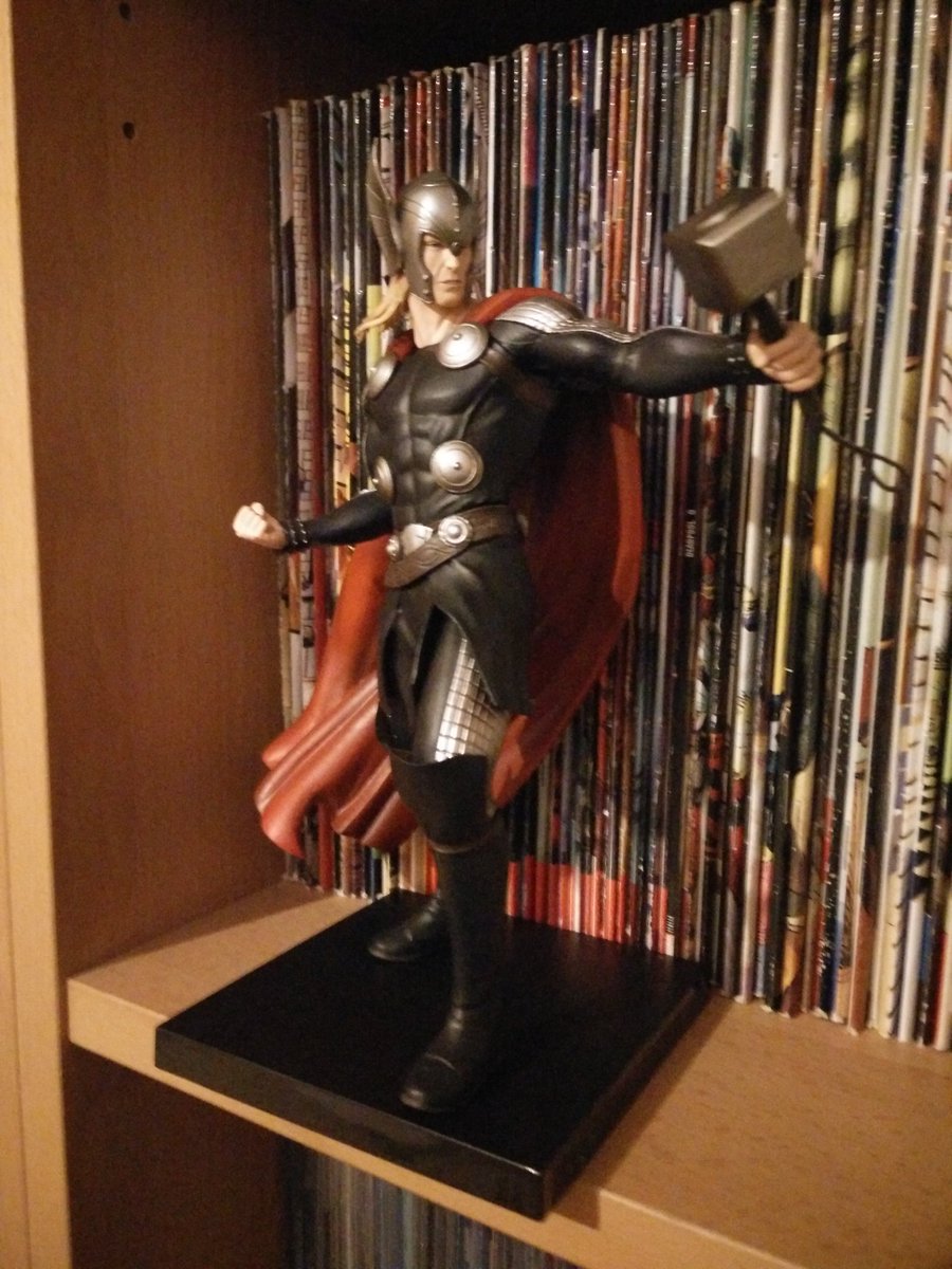 DevidMayCry's tweet photo. @GhoulamFaouzi Belle le Action Figure di Dragon Ball, ma anche quelle della Marvel non sono male 😉 #MyActionFigure https://t.co/jmem1Bt9nD